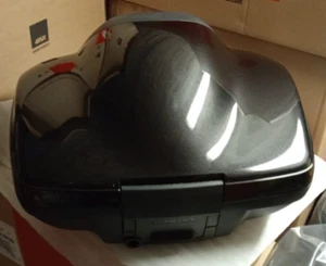 08L55MFT811A BAULETTO POSTERIORE HONDA 40L COSMIC BLACK SW-T 400 FJS 400 NUOVO - Bild 1 von 2