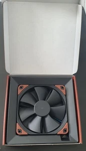 Noctua NF-F12 industrialPPC-2000 IP67 PWM -120x120x25mm -4-Pin PWM - Afbeelding 1 van 4