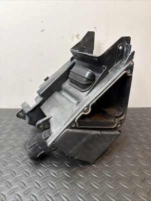 Yamaha TTR225 1999-2004 OEM caja de aire filtro de aire caja de aire carcasa de filtro de aire Foto 1 de 4
