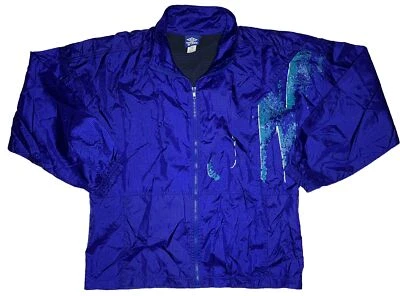 *DE COLECCIÓN* Cortavientos de fútbol Umbro de los años 90 azul/púrpura con cremallera completa para hombre; talla M Foto 1 de 4