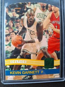 2010-11 Donruss Emerald Die-Cut Kevin Garnett #2 card, Celtics HOF Mint 