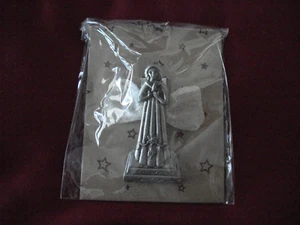 LOTE DE 3 CLIPS VISERA ÁNGEL NUEVOS EN PAQUETE CON ALAS "PARA GUIAR Y PROTEGER" - Imagen 1 de 5