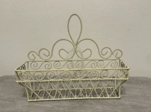 Shabby Chic Metal Shelf Bread Plant Basket Grannycore Cottagecore White Wire - Picture 1 of 10