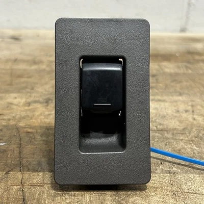 Interruptor de ventana eléctrica trasera izquierda Infiniti QX56 2004-2007 con bisel OEM Foto 1 de 2