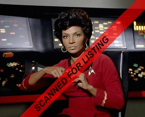 STAR TREK TOS TV SHOW UHURA 8X10 PHOTO #9552 - Picture 1 of 1