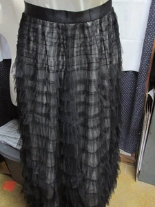 ""SCHWARZ, HALBTRANSPARENT - LAGENLOOK MIT RÜSCHEN"" - ROCK - NEU OHNE ETIKETT - GR. M - Bild 1 von 2