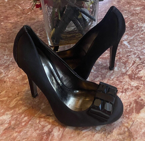 Décolleté TORY BURCH nero raso borchie fiocco taglia 8 5 M ottime condizioni $395