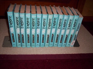 GUIDED READING LOT of 14 AUGGIE & ME THREE WONDER STORIES by R.J.Palacio-13 HC - Imagen 1 de 3
