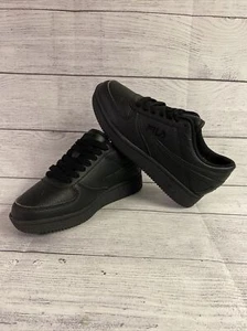 NEW!! Fila Low Sz 6  Black Sneakers Shoes Brand New!! FAST SHIPPING!!!!! - Picture 1 of 10