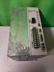 Allen-Bradley 2098-DSD-HV220-SE Ultra 3000 Kinetix Servo Drive 3~Ph - Picture 1 of 9
