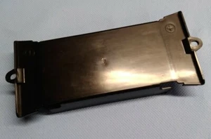 Batterie - Fach Deckel / Cover Suzuki VS 1400 Intruder - Bild 1 von 2