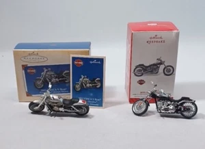 (2 L HALLMARK HARLEY DAVIDSON 2 ADORNOS DE MOTOCICLETA - Imagen 1 de 12
