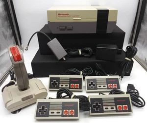 1985 NES-001 Nintendo System Console Bundle W/ 4 Controllers, Quickshot & Cords - Picture 1 of 24