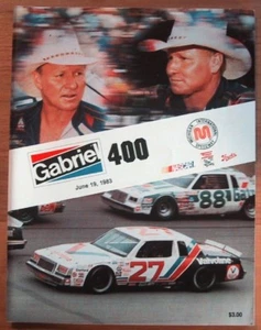 HISTORIC 1983 GABRIEL 400 RACING PROGRAM/MAGAZINE - Imagen 1 de 1