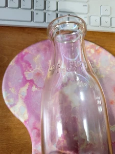 VTG Carnation Co Embossed Clear One Pint Milk Bottle Strong Strike  Primitive - Picture 1 of 1