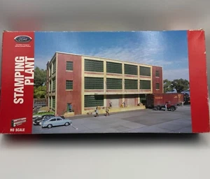 HO Walthers Cornerstone Ford Stamping Plant. (Original Vers.) 933-3075. NOS/OOP. - Picture 1 of 5