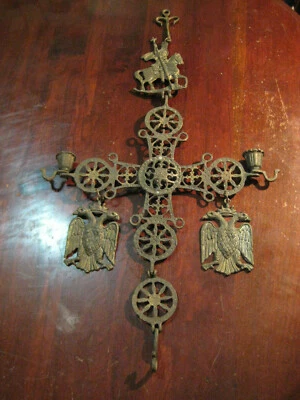 Candelabro de hierro forjado primitivo vintage de pared o colgante suelto detallado muy buen estado Foto 1 de 4