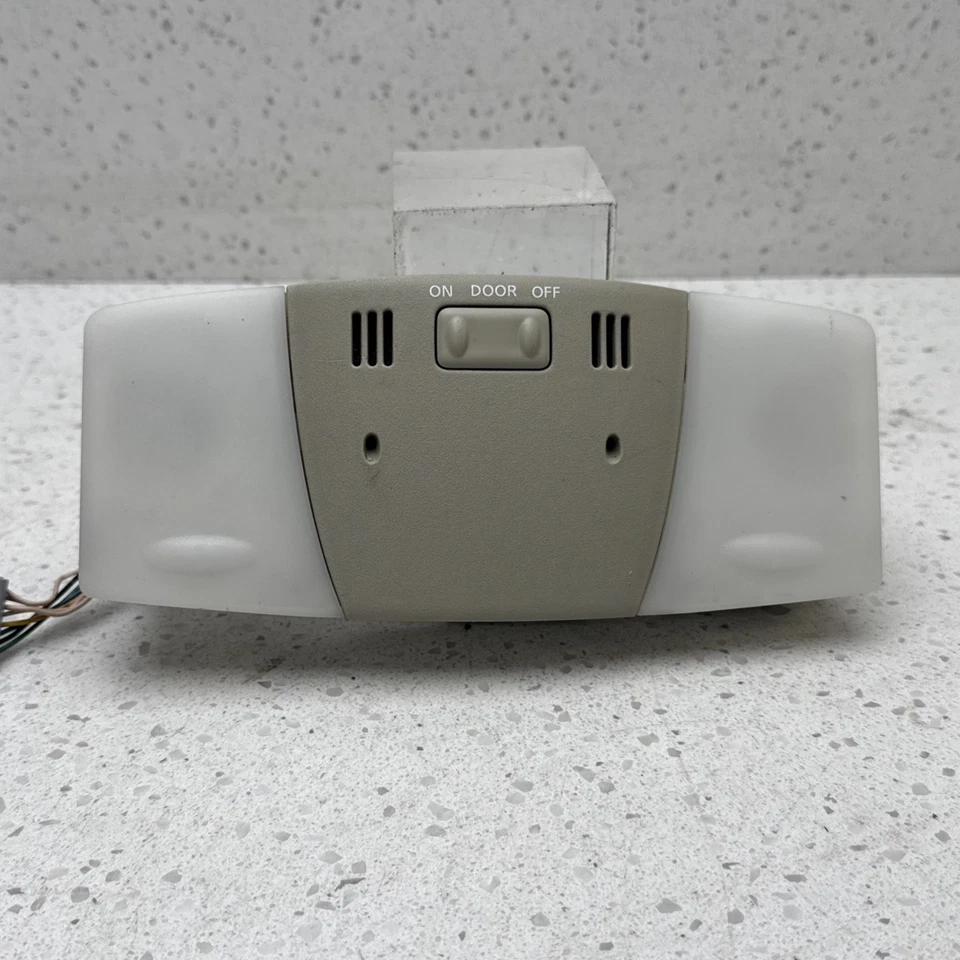 Infiniti G35 08-13 G37 2007 2008 sedán interior techo cúpula luz de lectura lámpara OEM Foto 1 de 4