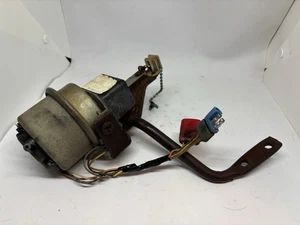 75 79 Ford Truck F150 F250 F350 Cruise Control Module Vacuum Servo W/Bracket - Picture 1 of 13