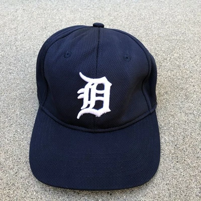 OC SPORTS Detroit Tigers Baseball Hat Youth Boys Blue Mesh Cap Embroidered - Image 1 of 4