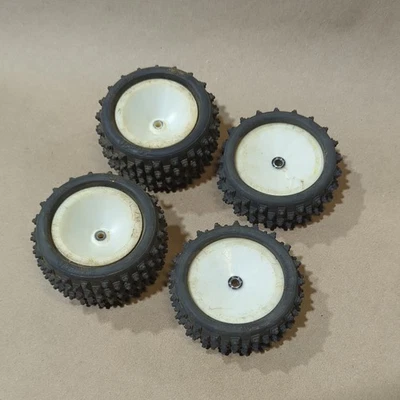 Vintage Team Associated rc10 front and rear tires and wheels TQ70 6870 TQ20 6820 - Image 1 of 4