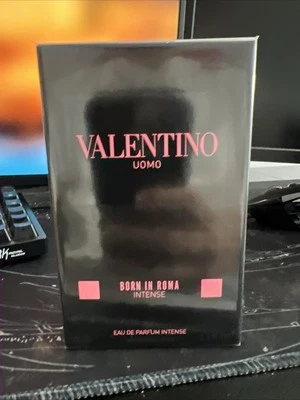 Valentino Uomo Born In Roma por Valentino Eau De Toilette Spray 3.4 OZ Nuevo Sellado Foto 1 de 2