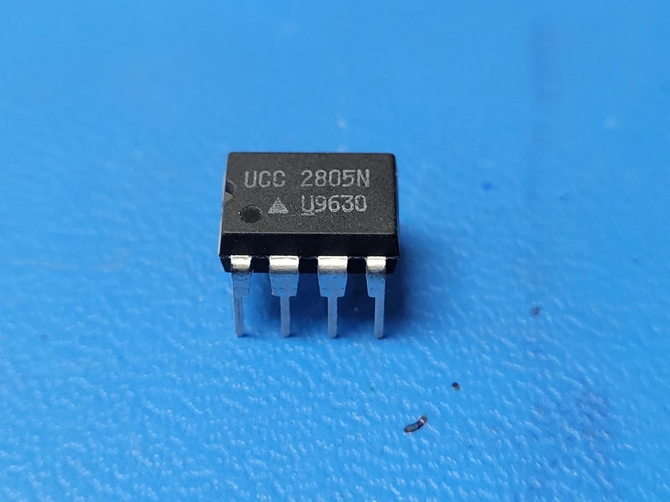 (2 PIEZAS) UCC2805N UNITRODE Controlador de Fuente de Alimentación Controlador PWM 8-PDIP Foto 1 de 1