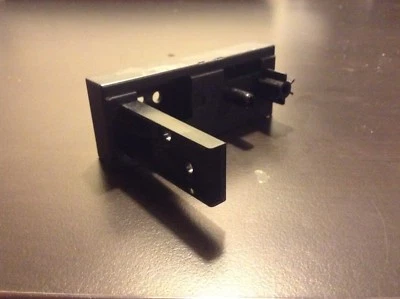 Alienware Aurora R5 Gaming Desktop Panel Latch Switch - image 1 of 2
