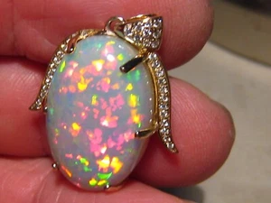 Large  14.2 ct. Ethiopian Gem  Opal and Diamond Pendant , 14 k Yellow Gold - Picture 1 of 13