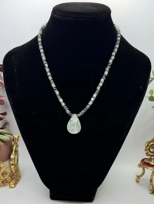 Vintage Necklace Natural StoneAventurine And Sterling Silver 16" Long Pretty - Image 1 of 4