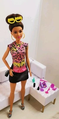 ¡Más! ¡NUEVO! Barbie Híbrida Fashionista Articulada ÚNICA Conjunto Gafas y EXTRAS! Foto 1 de 4