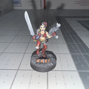 Escher con pistola automática y espada Necromunda Metal De colección GW Warhammer 40k Metal Fuera de existencia - Imagen 1 de 5