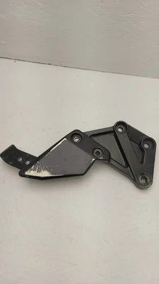 Suspensión de pedal de freno y clavija delantera derecha Suzuki SV650 K7 B* Foto 1 de 4