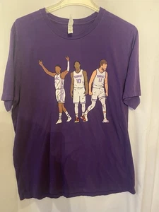 De'Aaron Fox, DeMar DeRozan & Domantas Sabonis T-Shirt - X-LARGE - Bild 1 von 4