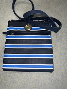 Tommy Hilfiger Crossbody Purse With Front Pocket - Picture 1 of 9