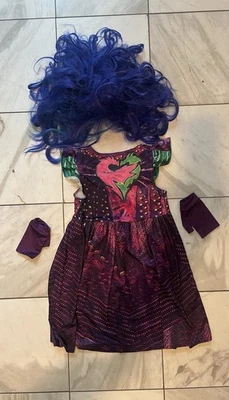 Disney Descendants Mal Halloween Costume Size 6X includes dress, gloves and hair - Image 1 of 4