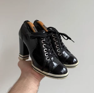 Zapatos de tacón Dolce & Gabbana de cuero negro - Imagen 1 de 17