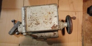 cincinnati lathe tailstock bot is 8"1/4 w by 10"1/2 L from center V to edge 71/2 - Picture 1 of 3