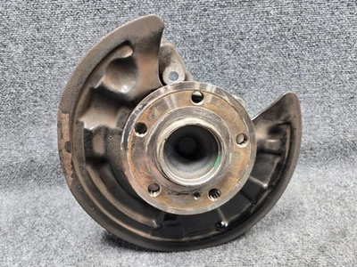 Mercedes CLA250 2014-2018 eje trasero derecho del lado del pasajero buje de nudillo OEM Foto 1 de 4