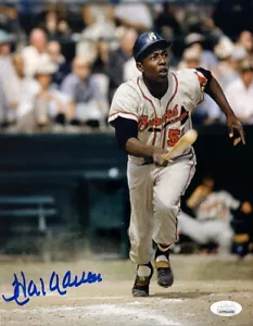Foto firmada de 8x10 de los Milw Braves Henry HANK AARON #24 AUTO DE LA CORTE, MVP, WS CHMP - JSA - Imagen 1 de 1