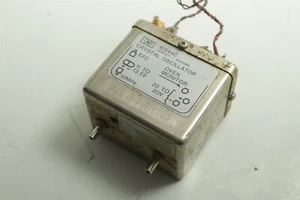 HP Agilent 8672A Signal Generator 2-18GHz Crystal Oscillator 10544C - Picture 1 of 6