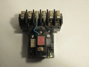 NEW ALLEN BRADLEY 700-BRM400A1 SERIES B CONTACTOR W / 93AB86 110/120V COIL - Picture 1 of 7