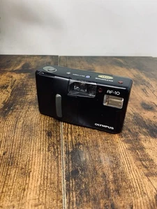 Olympus AF-10 analoge Kompaktkamera 35 mm schwarz - getestet & funktionsfähig - Bild 1 von 10