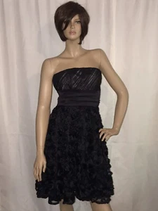 White House Black Market Lovely Formal Dress sz 0 - Picture 1 of 4