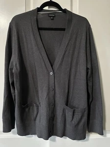 TORRID - Boyfriend Strickjacke - dunkelgrau - Größe 0 (12) - Knopfleiste ~ V-Ausschnitt - Bild 1 von 5