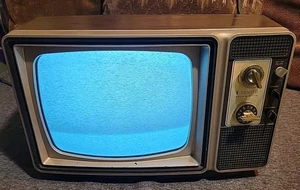 Vintage Zenith K128W 12" Black and White TV AC Works Clean Tested 70's Retro  - Picture 1 of 16