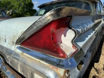 Mercury Monterey & Montclair 1959 pasajero luz trasera derecha moldura cromada Foto 1 de 4