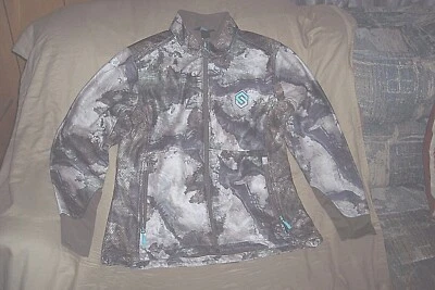 Womens Camo Jacket Forefront Jacket Lg Fleece Lined Water Resistant Scent Block - Image 1 of 4