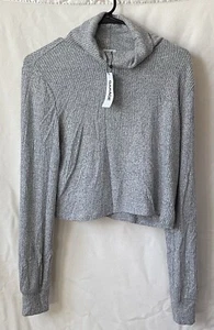 GARAGE Women's Cowl Neck Pullover Crop Sweater Size Large Gray and Black - NWT - Picture 1 of 4