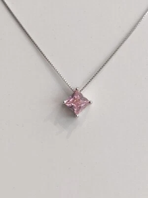 Collana punto luce in argento 925 con zircone A++++ taglio quadrato  rosa - Immagine 1 di 4